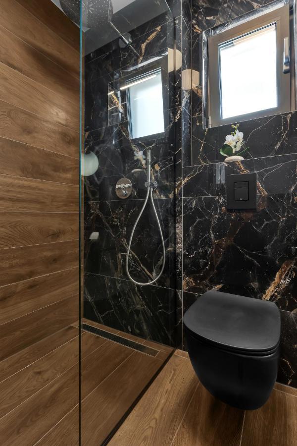 Lux Apartment Dolce Vita - Private Hottub Makarska Eksteriør billede