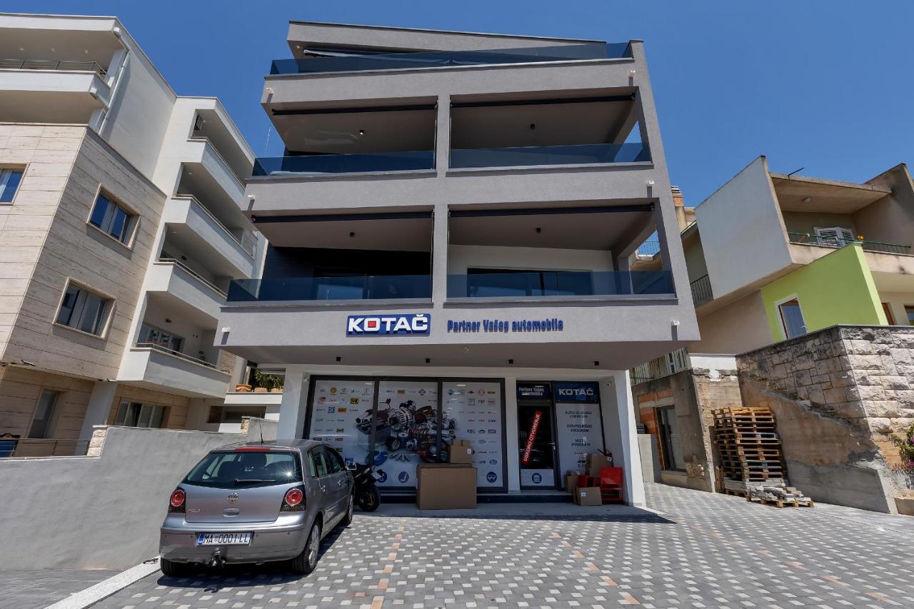 Lux Apartment Dolce Vita - Private Hottub Makarska Eksteriør billede