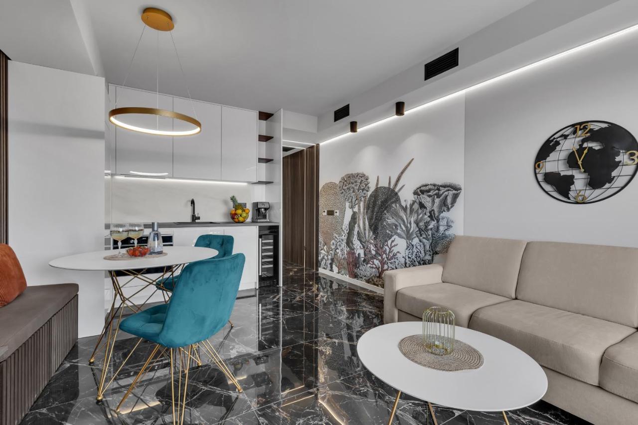 Lux Apartment Dolce Vita - Private Hottub Makarska Eksteriør billede
