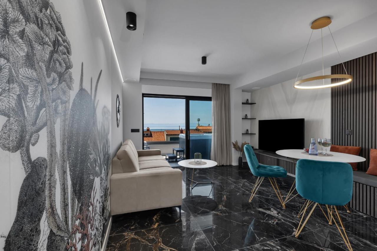 Lux Apartment Dolce Vita - Private Hottub Makarska Eksteriør billede